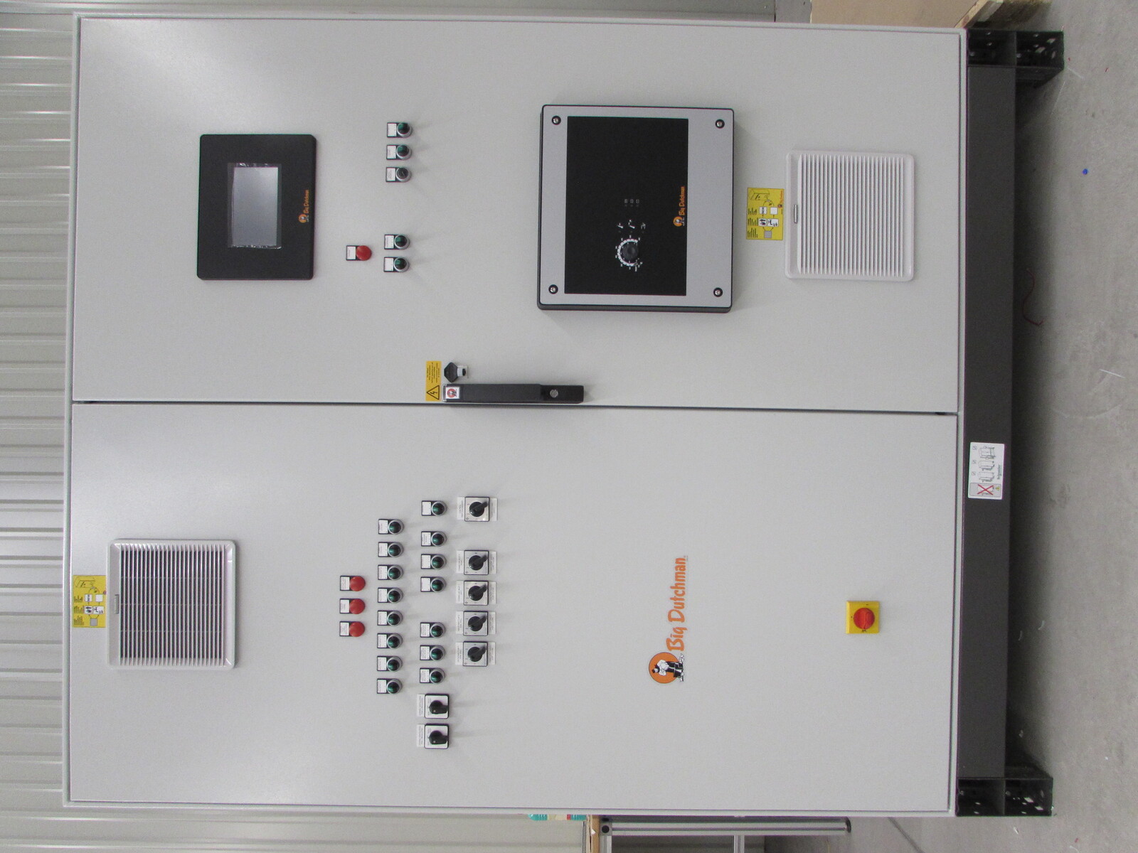 Switch cabinet broiler w/ Viper